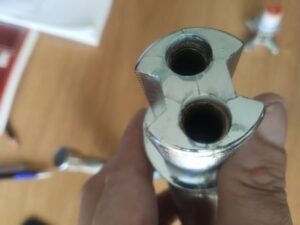 Трещины на корпусе смесителя бренда ВОДА